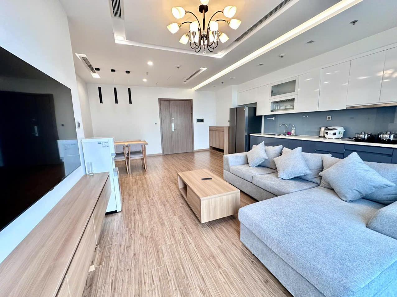 Luxury Apartment In Vinhomes Metropolis Hanoi Buitenkant foto