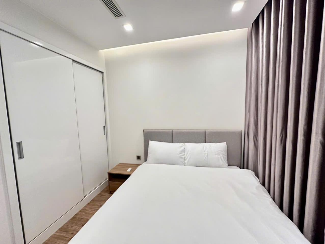 Luxury Apartment In Vinhomes Metropolis Hanoi Buitenkant foto